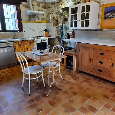 Charlrose At La Platriere Holiday home *